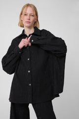 Denim shirt without pockets