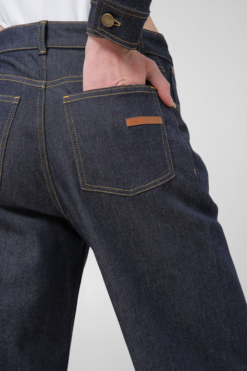 Straight jeans