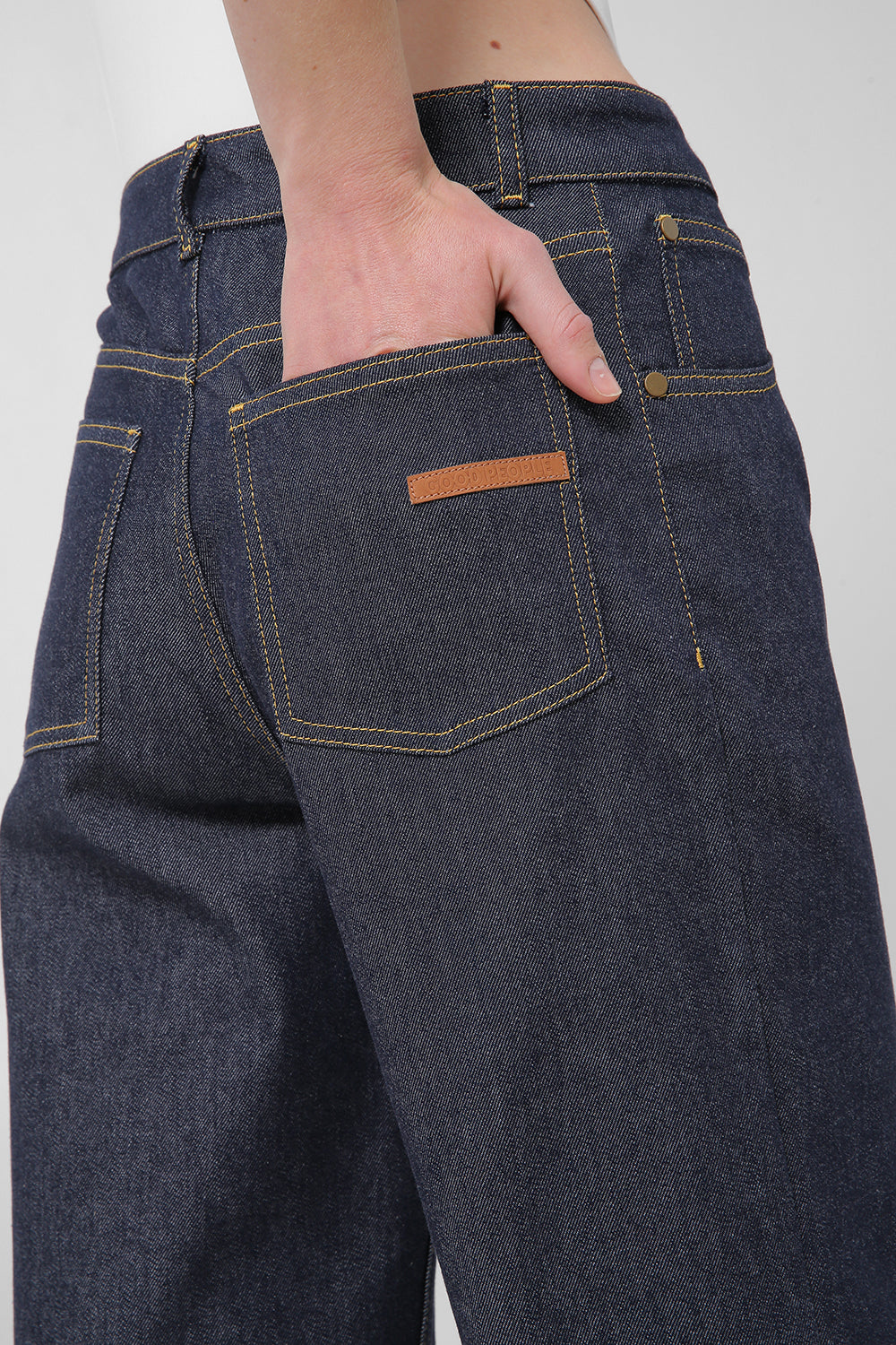 Straight jeans