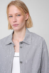Denim shirt without pockets