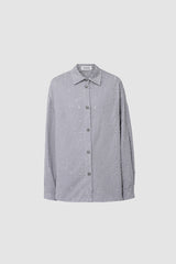 Denim shirt without pockets